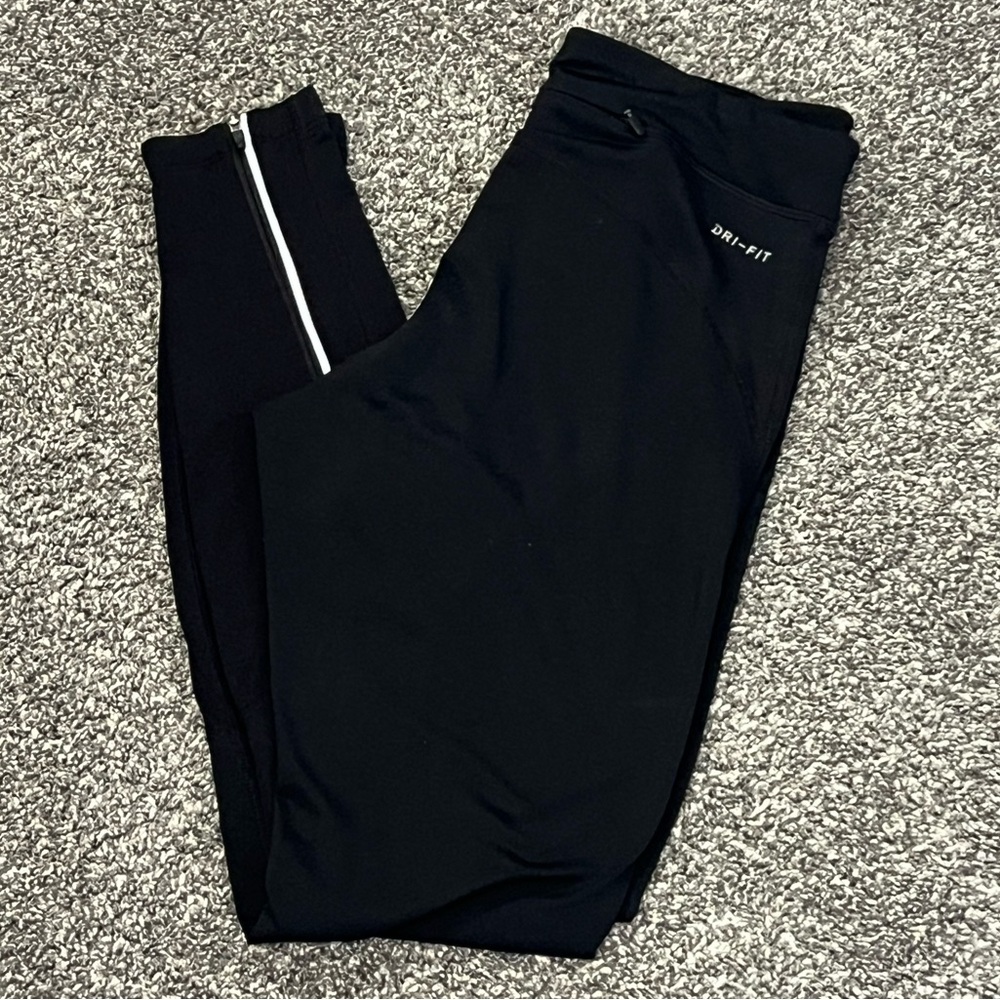 Nike Women’s Black Dri-FIT Athletic Leggings